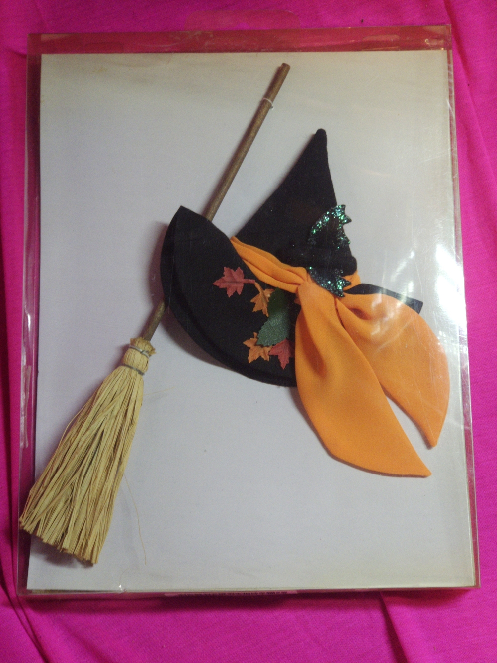 NRFB Tonner Marley Wentworth 12" Witch Hat & Broom Halloween Accessory